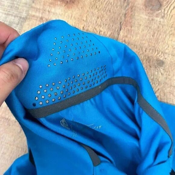 Nike Dri-Fit NFL Carolina Panthers Polo Shirt - Picture 9 of 9